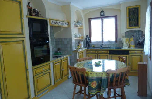 Rasteau Villa | Atractiva villa en Provenza en el corazón del viñedo de Côtes du Rhône.