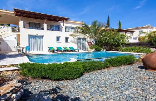 Latchi Villa | Villa Chrysochou - Villa atractiva con espectaculares vistas al mar, aire acondicionado, piscina privada - Wi-Fi gratuito