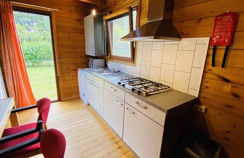 Ossenisse Casa | Attractive wooden holiday chalet for 4 people on a mini-chalet resort in Ossenisse, Zeelandic Flanders.