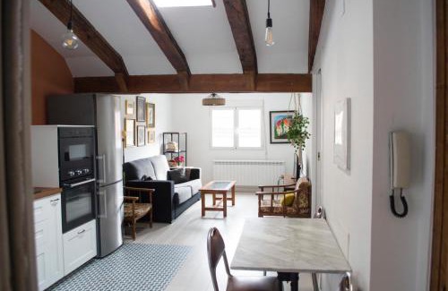Burgos Apartamento | Atuaire Home Atico Casa Cordon Centro Historico de Burgos
