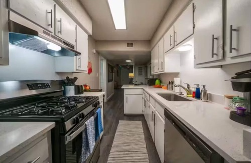 South Manchaca Apartamento | ATX Casa Feliz Bnb ~ Near SoCo Nest and Westgate