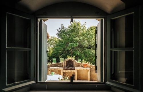 Vendemian Casa | Atypical family home sleeps 10