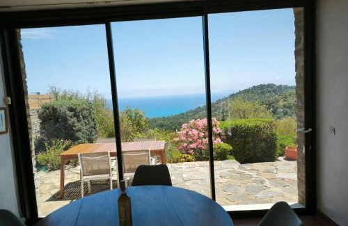 Cap Benat Casa | Atypical house with garden in Bormes-les-Mimosas