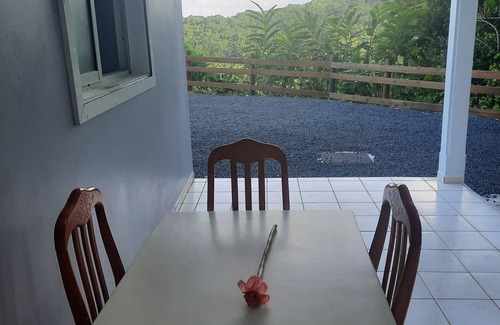 Sainte-Rose Apartamento | Au cœur de la forêt domaniale chez les roses de porcelaine