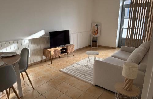 Neuville-les-Dames Apartamento | Au cœur de Neuville Appartement 4 pers RDC
