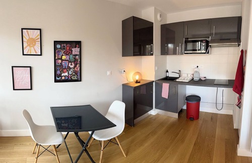 Matabiau Apartamento | Au Cœur de Toulouse Appartement Coloré Dans Résidence de Standing