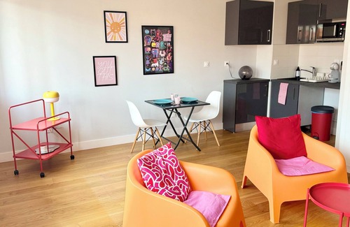Matabiau Apartamento | Au Cœur de Toulouse Appartement Coloré Dans Résidence de Standing