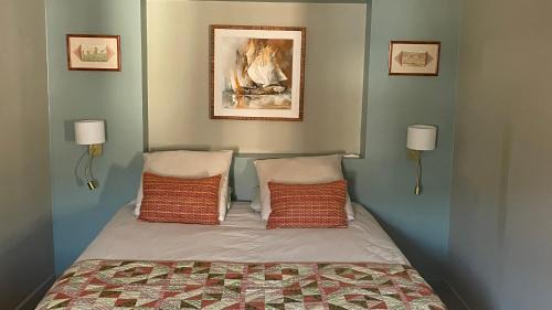 Old Town Apartamento | Au cœur du vieux Toulon au calme appartement rénové climatisé confortable étage élevé avec ascenseur proche parking et toutes commodités