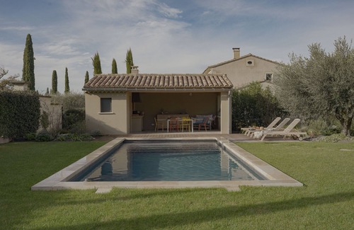 Eyragues Villa | Au Calme, Villa Avec Piscine