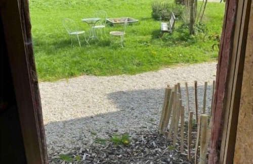 Embry Casa | Au Champ des Oiseaux - Nature & Piscine