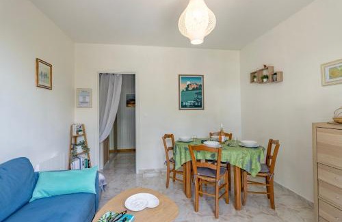 Vanxains Apartamento | Au chant des cigales