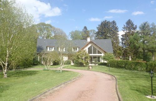 Forges-les-Eaux Casa | Au Charme du Lac Espace bien être et Piscine chauffé proche parc et restaurant du casino