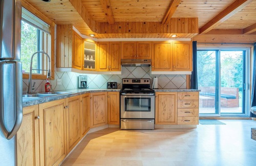 Sainte-Melanie Casa | Au Chic Chalet des Chutes | Chic Cottage | Spa