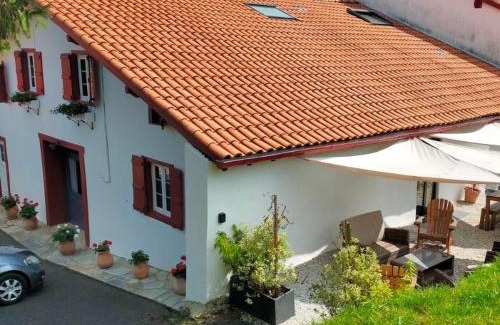 Helette Casa | Au coeur du Pays Basque entre Mer et Montagne