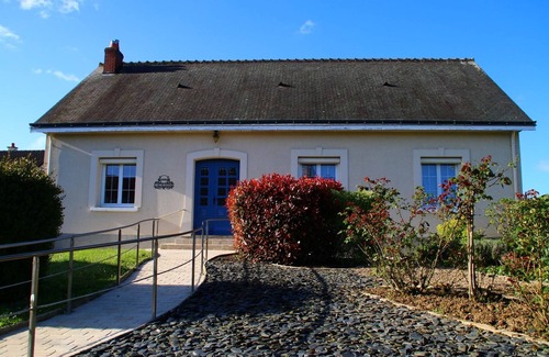 Chateau-la-Valliere Casa | Maison à Quelques pas D'un lac Arboré Près de la Ville de Tours