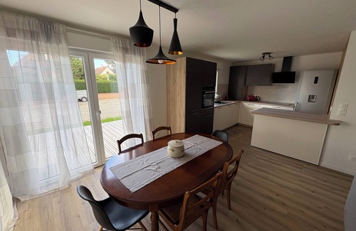 Bischwihr Condominio | Au P'tit Carré, garden duplex near Colmar