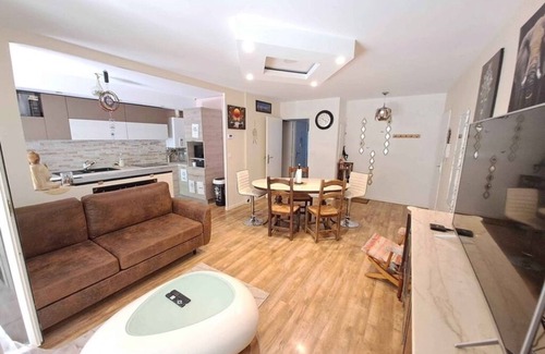 Aubagne Apartamento | Au P'tit Pagnol - Charmant T3 Avec Jardin