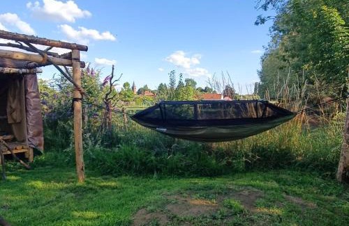 Mont-de-l'Enclus Otro | Au Pied Du Trieu, The Shelter