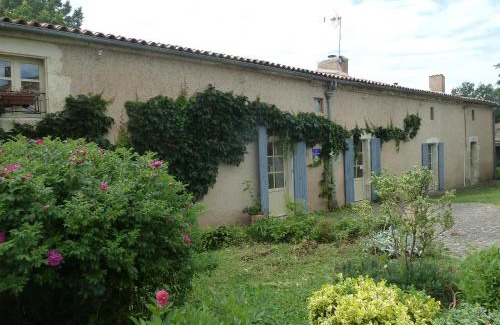 Saint-Laurs Cama Y Desayuno | Au Son du Jardin Poitevin