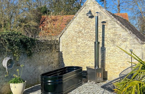 Colomby-Anguerny Cabaña | Au vert l'annexe-Rural-De Lujo-Baño con bañera-Vista al Jardín