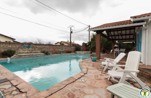 Roques Casa | Au Village - ROQUES - Gîte