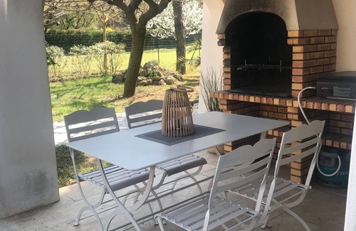 Aubagne Casa | Aubagne Villa 6 pers garden/pool near sea