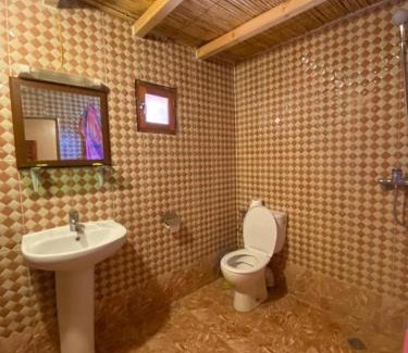 Nekob Hotel | Auberge camping ouadjou