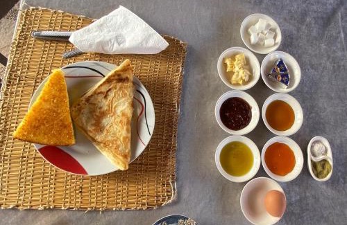 Nekob Hotel | Auberge camping ouadjou