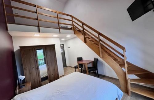 Mousny Casa | Auberge des Blancs Cailloux