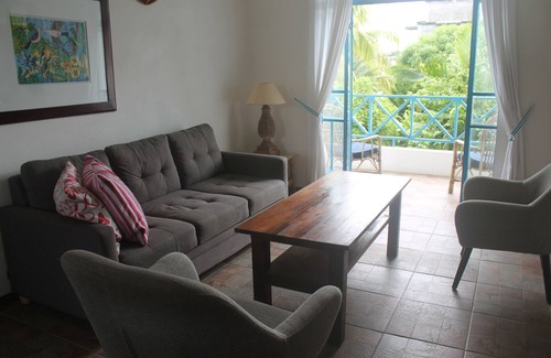 Grand-Baie Hotel | Auberge Miko