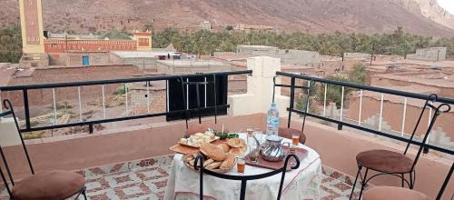Fint Casa | Auberge Restaurant TISSILI " Oasis de Fint"