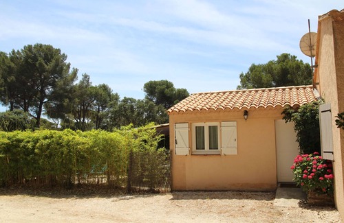 Giens Casa | Auguière Est-Casa-Tradicional-Baño con ducha-Vista al campo