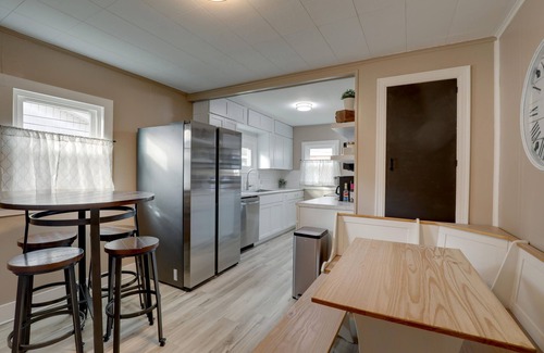 Quincy Casa | Aunt Lele's Cozy Cottage
