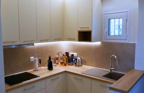 Foinikounta Apartamento | Aurelia Home offers you comfort and charm close to the beach