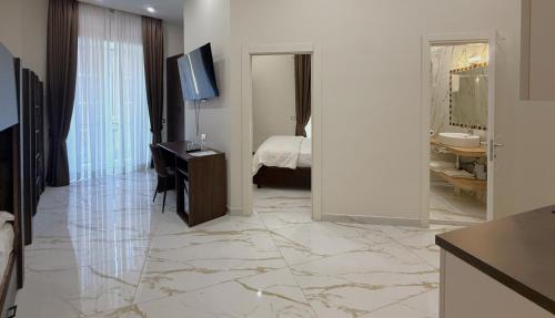 Naples City Centre Hotel | AuRoom