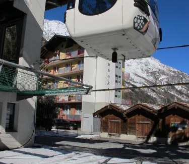 Saas Grund Apartamento | Aurora Appartement FLETSCHHORN by FeWo-PLAN SAAS230