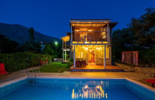 Oludeniz Villa | Aurora Holiday Villa in Ölüdeniz Fethiye