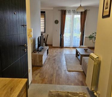 Vozdovac Apartamento | Aurora lux