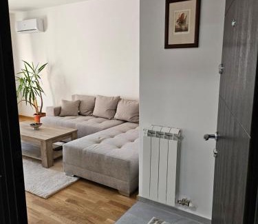 Vozdovac Apartamento | Aurora lux