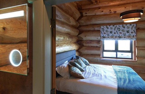 Bushmills Cabina | Aurora North Coast