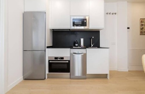 Carabanchel Apartamento | Aurora Stays by Charming VIII, Apartamento para 4, parking gratis