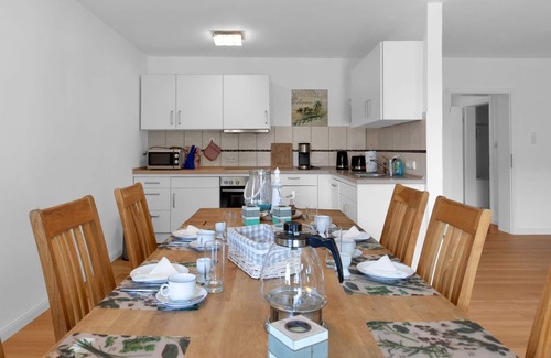 Warwerort Apartamento | Austernfischer by Interhome