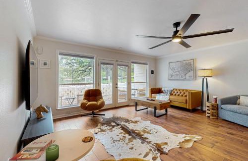Riverside Apartamento | Austin Lakeside Getaway