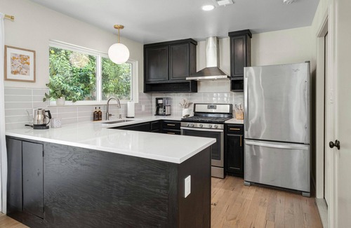 South Manchaca Casa | Austin Oasis – Zilker, Downtown, Pool, 3 Bedroom