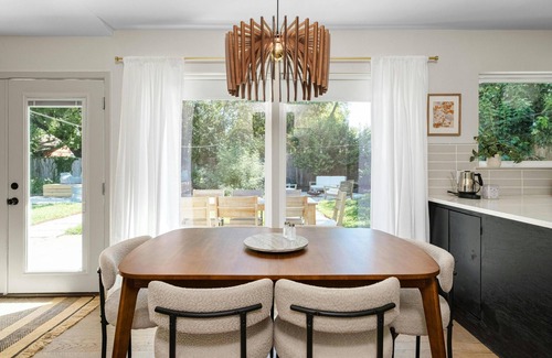 South Manchaca Casa | Austin Oasis – Zilker, Downtown, Pool, 3 Bedroom