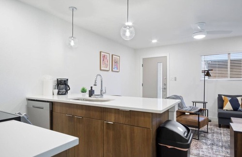 Zilker Apartamento | Brand New Unit, 5 min to Downtown Austin