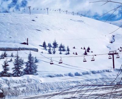 Kfardebian Chalet De Esquí | Austria Mzaar Chalets & Services