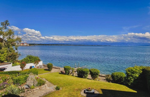 Friedrichshafen Apartamento | Auszeit Apartment LAKESIDE mit Privatstrand