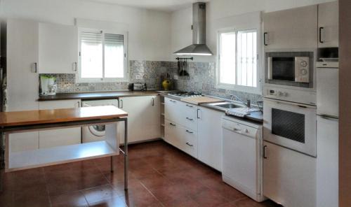 Grazalema Chalet De Esquí | Authentic Chalet in Grazalema with Private Pool
