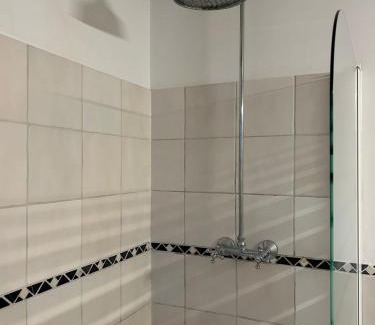 Stadionbuurt Apartamento | Authentic Dutch boathouse